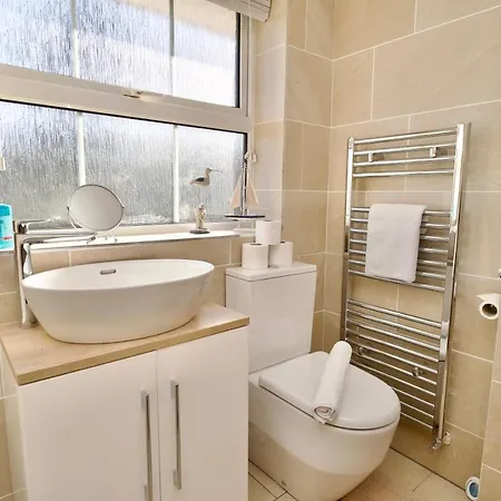 Dashing 4Bed Retreat - Walk To Stratford Town Centre & Shakespeare'S Birthplace Exterior photo