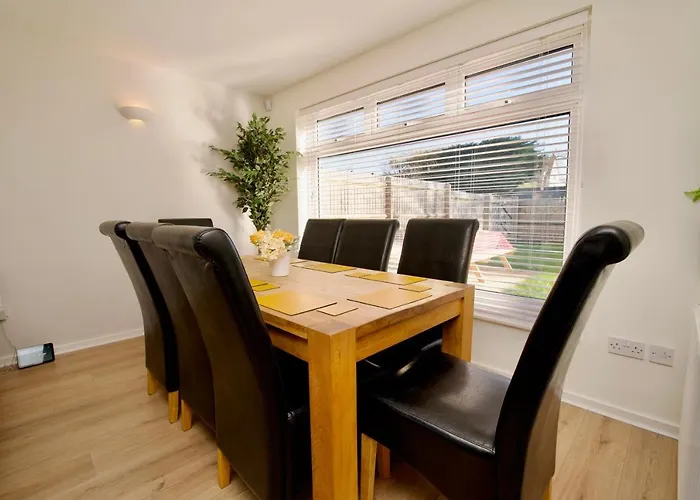 Dashing 4Bed Retreat - Walk To Stratford Town Centre & Shakespeare\'S Birthplace
