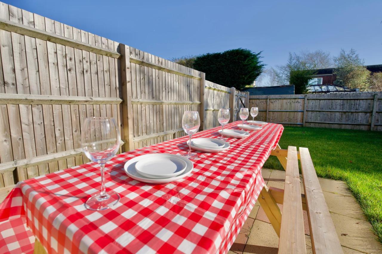 Holiday home Dashing 4bed Retreat - Walk To Town Centre & Shakespeare's Birthplace Stratford-upon-Avon